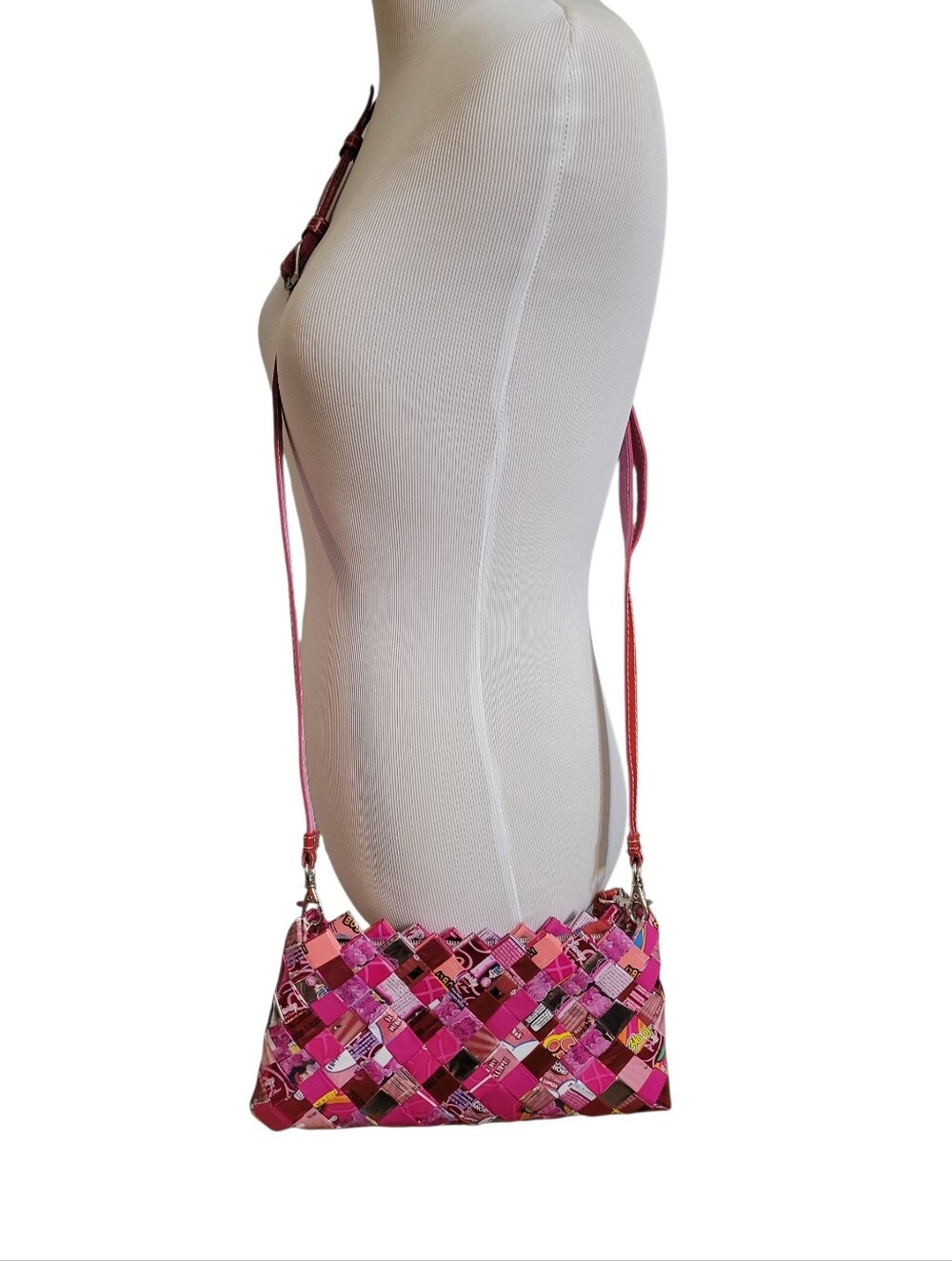 Nahui Ollin Eco-Friendly Wristlet/Crossbody Bag - Picture 4 of 11